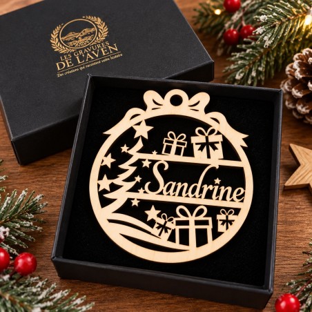 Ornement de Noël personnalisé en bois – Sous le sapin | Les Gravures de l’Aven