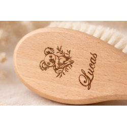 Brosse Bébé Personnalisée – Prénom Gravé – Souvenir de Naissance