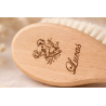 Brosse Bébé Personnalisée – Prénom Gravé – Souvenir de Naissance