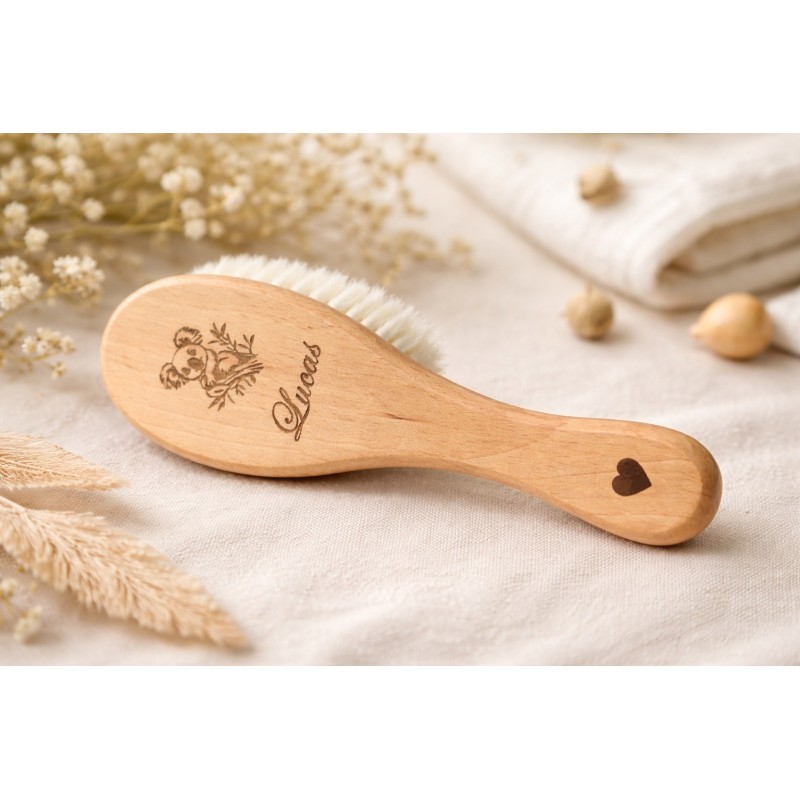 Brosse Bébé Personnalisée – Prénom Gravé – Souvenir de Naissance